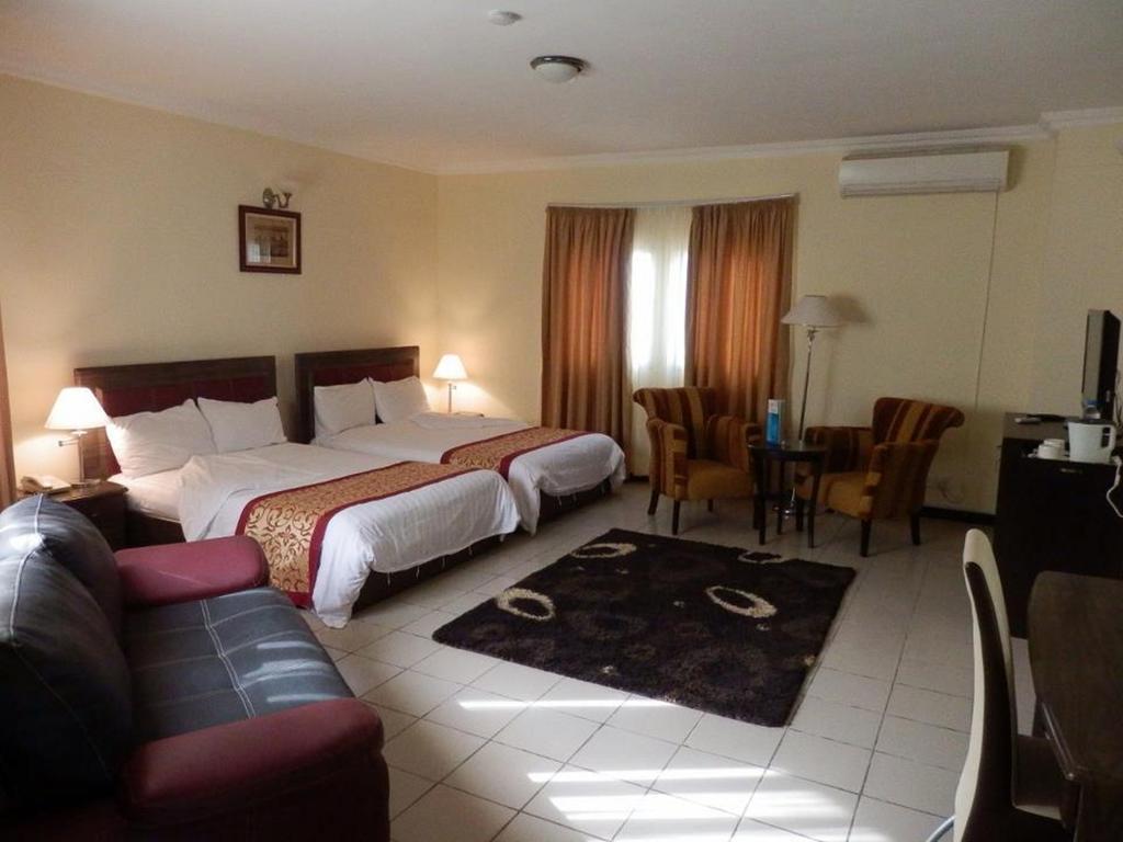 Blue Lodge Hotel Lagos Room photo